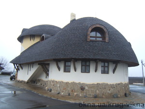 вікна в стилі ретро &mdash; Круг-Вікна